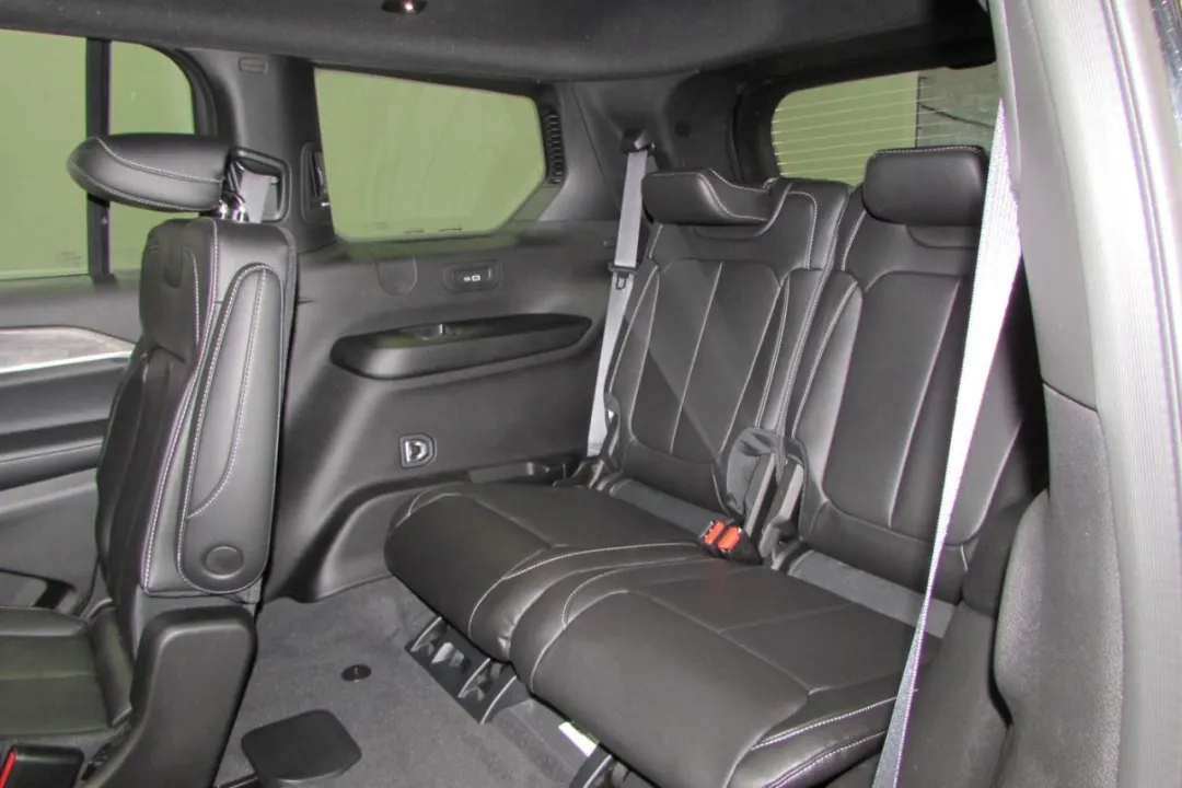 2025 Jeep Grand Cherokee - 1C4RJKBG3S8657535 - Image #28