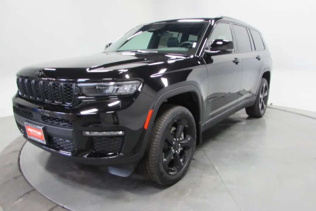 2025 Jeep Grand Cherokee - 1C4RJKBG3S8657535 - Image #2