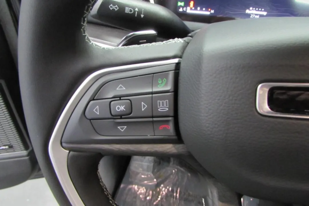 2025 Jeep Grand Cherokee - 1C4RJKBG3S8657535 - Image #14