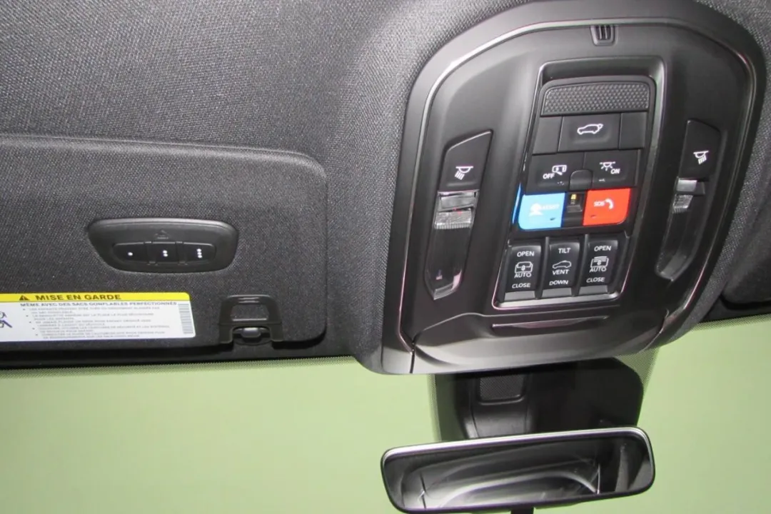 2025 Jeep Grand Cherokee - 1C4RJKBG3S8657535 - Image #17