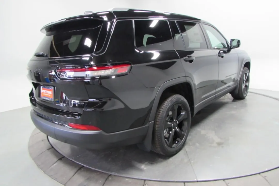 2025 Jeep Grand Cherokee - 1C4RJKBG3S8657535 - Image #7