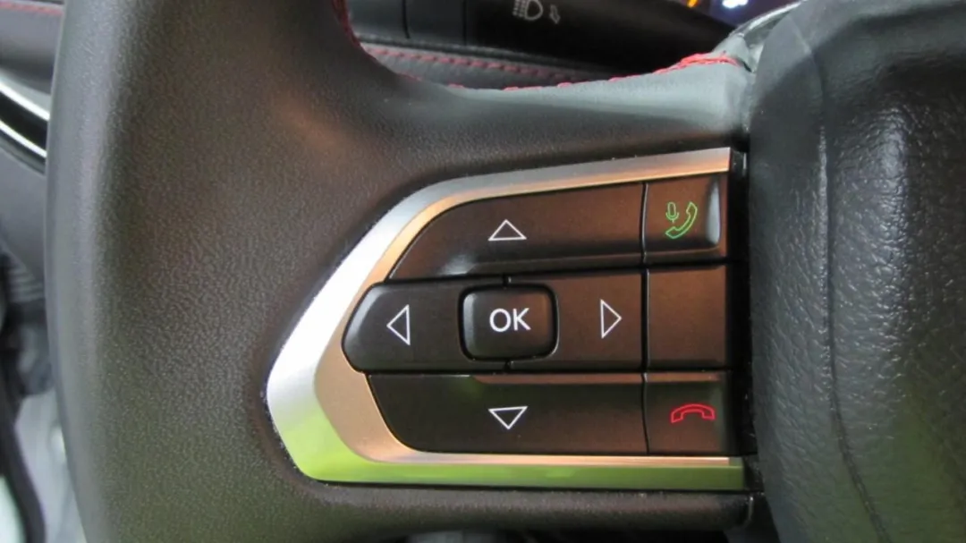 2023 Jeep Compass - 3C4NJDDNXPT522745 - Image #17