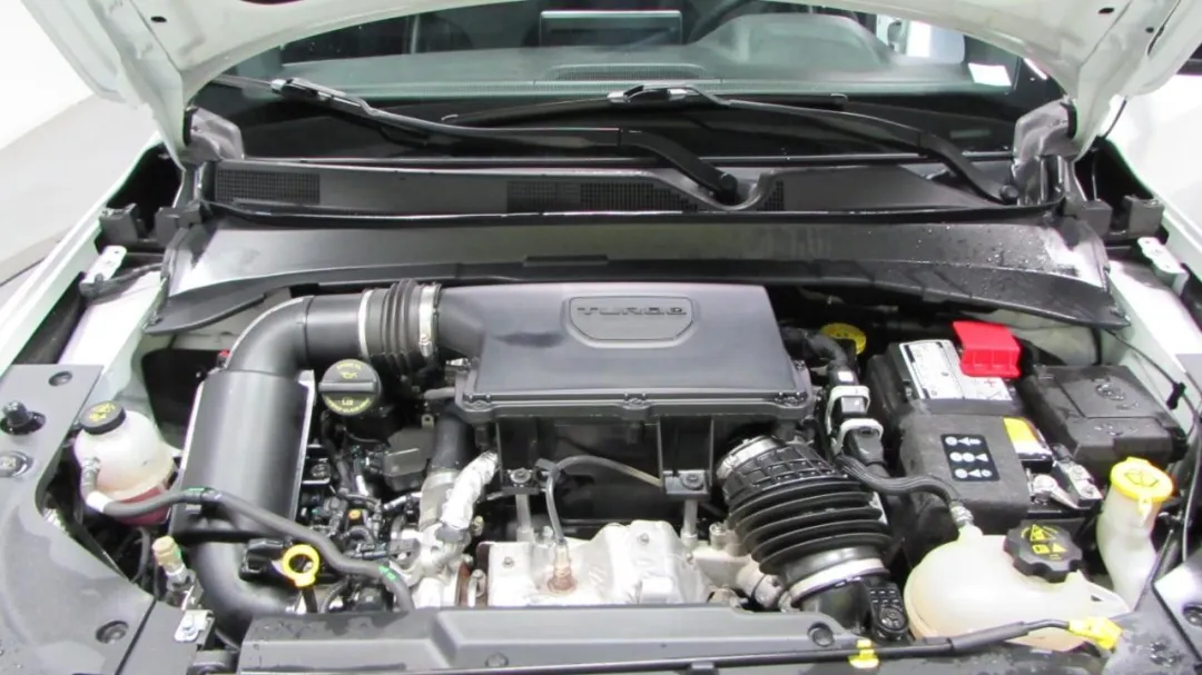 2023 Jeep Compass - 3C4NJDDNXPT522745 - Image #8