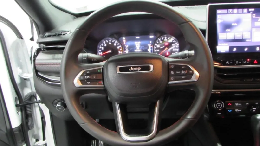 2023 Jeep Compass - 3C4NJDDNXPT522745 - Image #16
